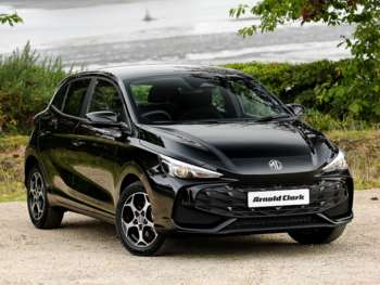 2025 - 1.5 SE 5dr