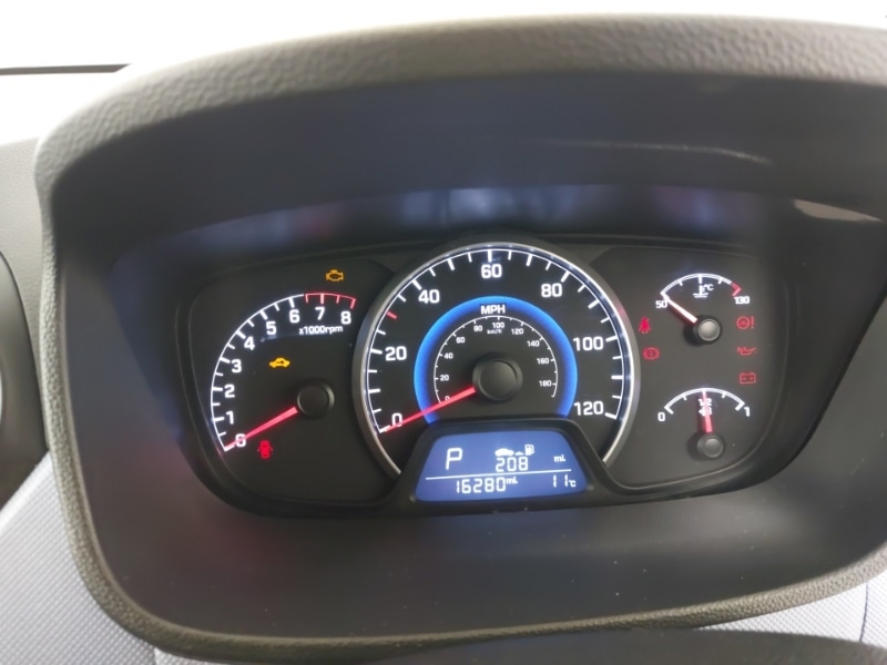 Used Hyundai i10 2014 for sale - 78033278: Photo 10