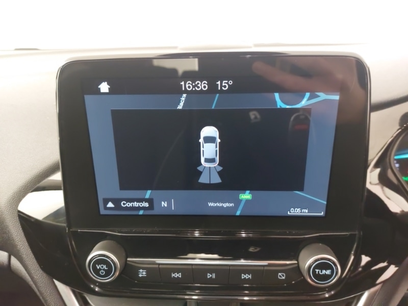 Used Ford Fiesta 2018 for sale - 76763902: Photo 11