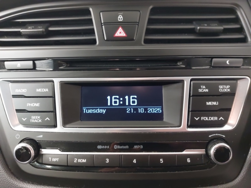 Used Hyundai i20 2016 for sale - 76543165: Photo 10