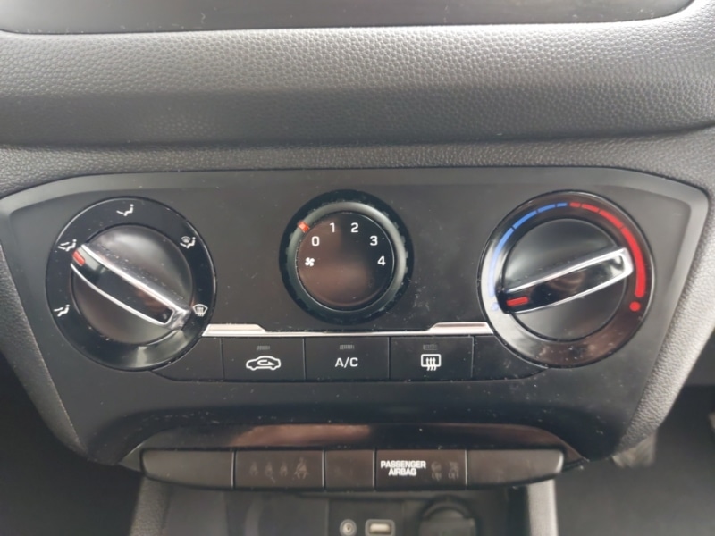 Used Hyundai i20 2016 for sale - 76543165: Photo 15