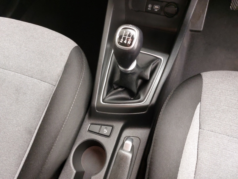 Used Hyundai i20 2016 for sale - 76543165: Photo 19