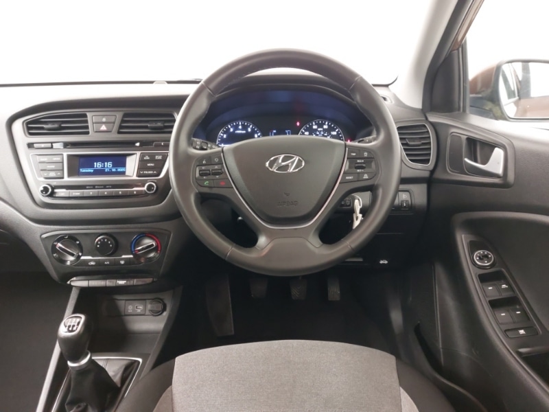 Used Hyundai i20 2016 for sale - 76543165: Photo 7