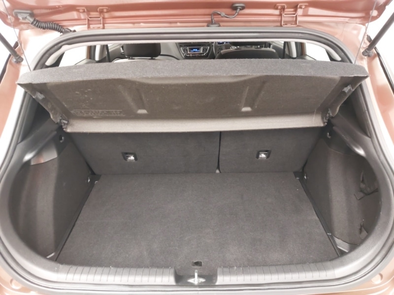 Used Hyundai i20 2016 for sale - 76543165: Photo 8