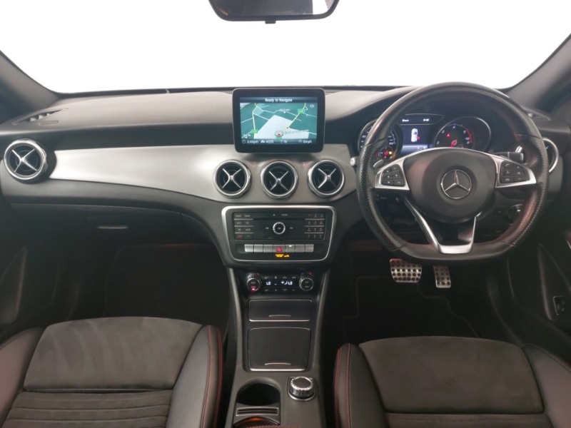 Used Mercedes-Benz GLA 2017 for sale - 76379418: Photo 2