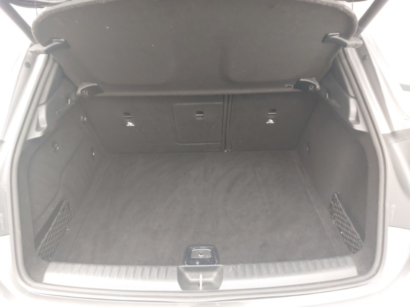 Used Mercedes-Benz GLA 2017 for sale - 76379418: Photo 8