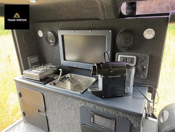 Used Land Rover Defender 2014 for sale - 79775170: Photo