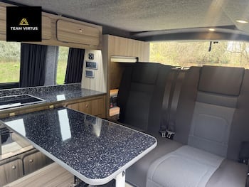 Used Volkswagen Transporter 2017 for sale - 79775088: Photo