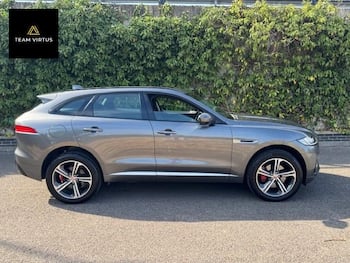 Used Jaguar F-Pace 2016 for sale - 79775153: Photo