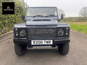 Used Land Rover Defender 90 1998 for sale - 79775172: Photo