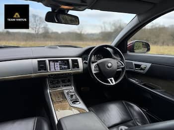 Used Jaguar XF 2014 for sale - 79775105: Photo