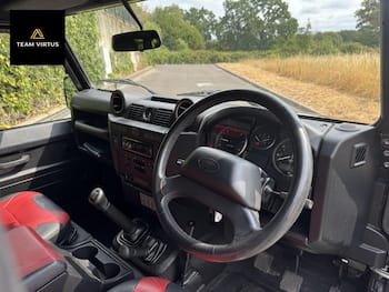 Used Land Rover Defender 2016 for sale - 79775111: Photo