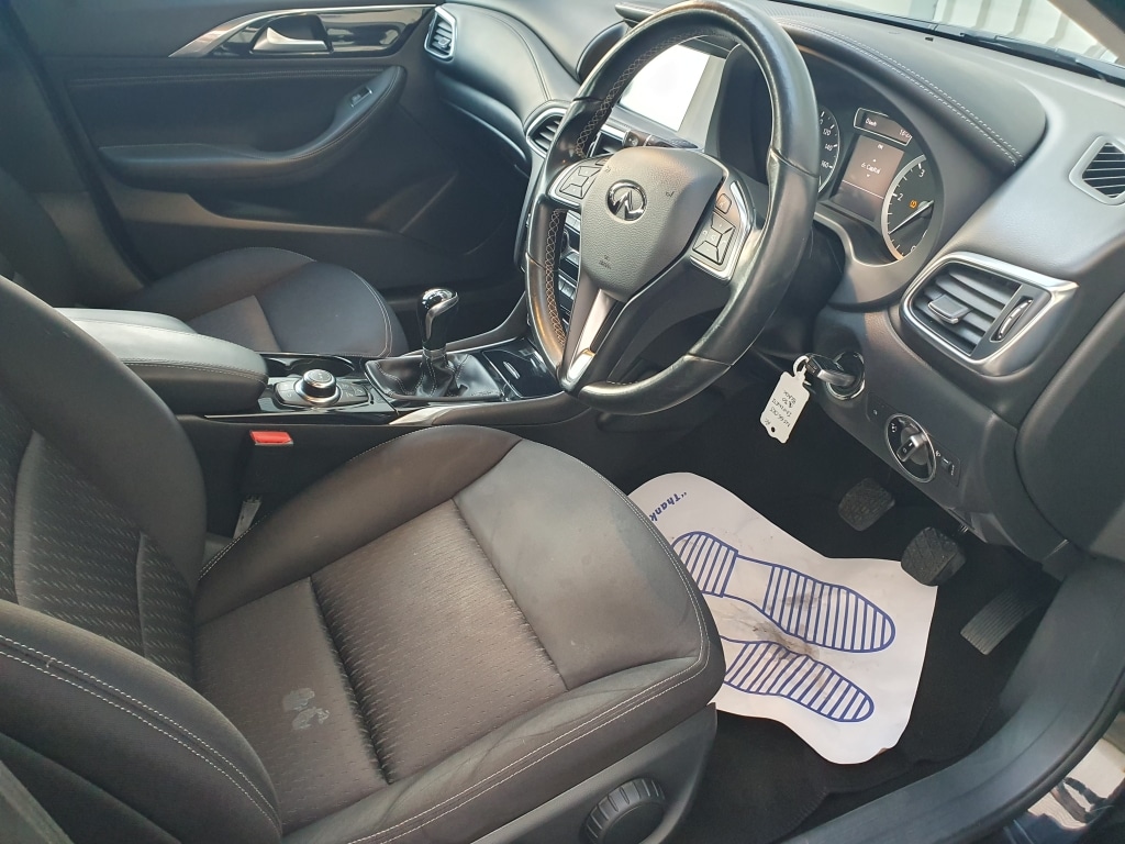 Used Infiniti Q30 2016 for sale - 76606047: Photo 17