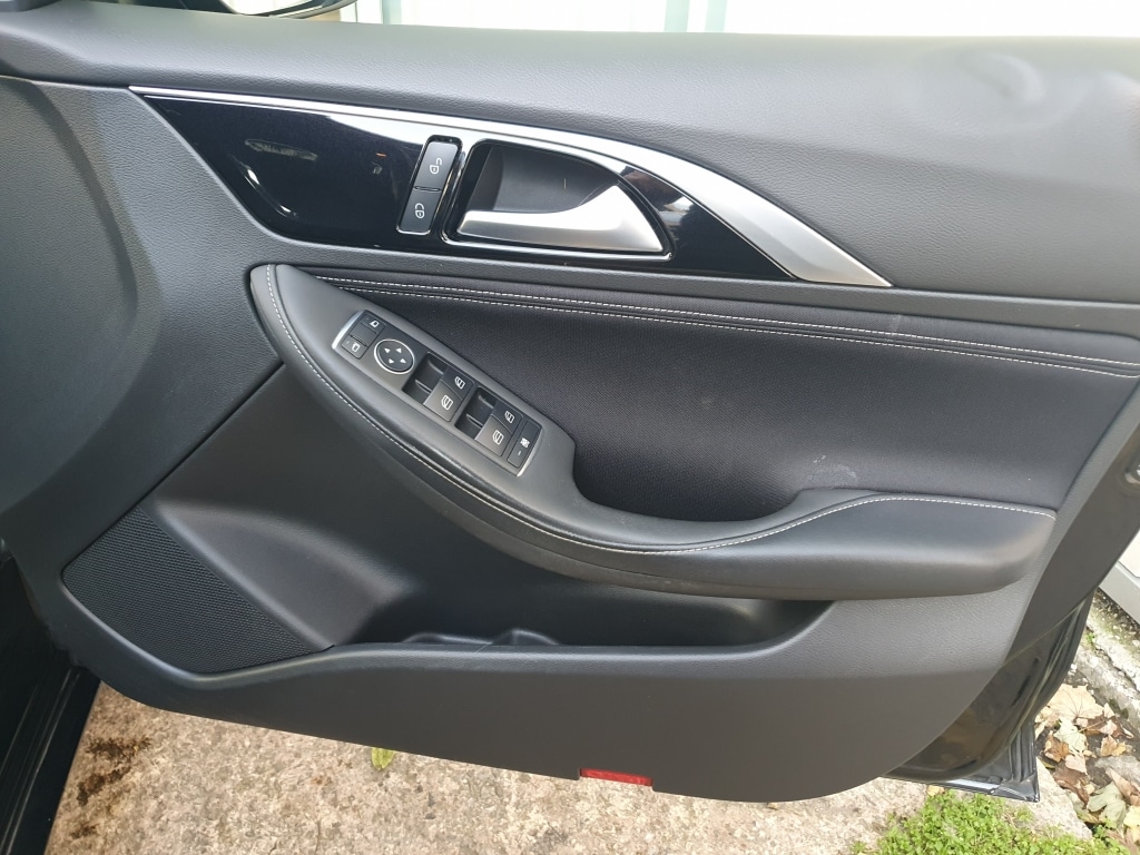 Used Infiniti Q30 2016 for sale - 76606047: Photo 29