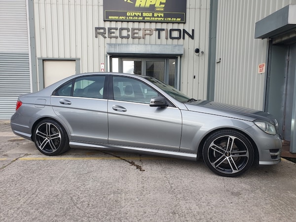 Used Mercedes-Benz C-Class 2012 for sale - 76194605: Photo 1