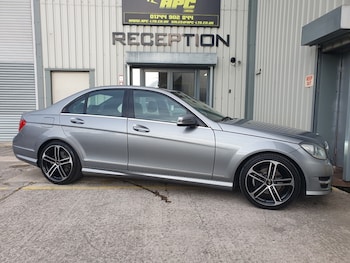 Mercedes-Benz - C-Class