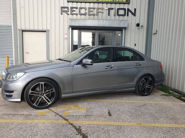 Used Mercedes-Benz C-Class 2012 for sale - 76194605: Photo 3