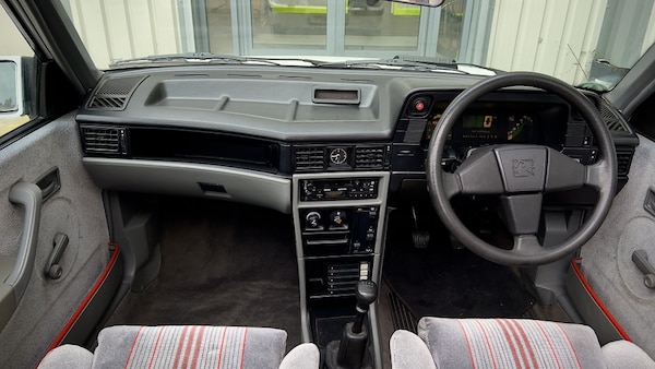 Used Vauxhall Astra 1988 for sale - 72812514: Photo 28