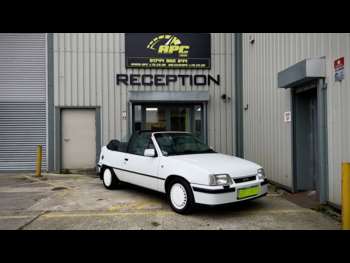 Used Vauxhall Astra 1988 for sale - 72812514: Photo