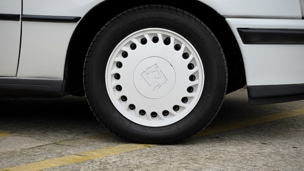 Used Vauxhall Astra 1988 for sale - 72812514: Photo 31