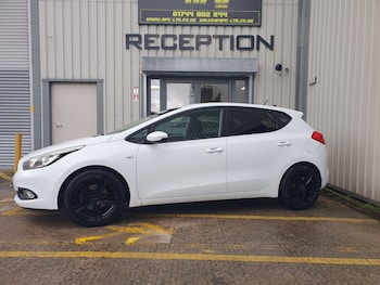 Used Kia Ceed 2012 for sale - 77690233: Photo