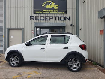 Used Dacia Sandero Stepway 2020 for sale - 79302401: Photo