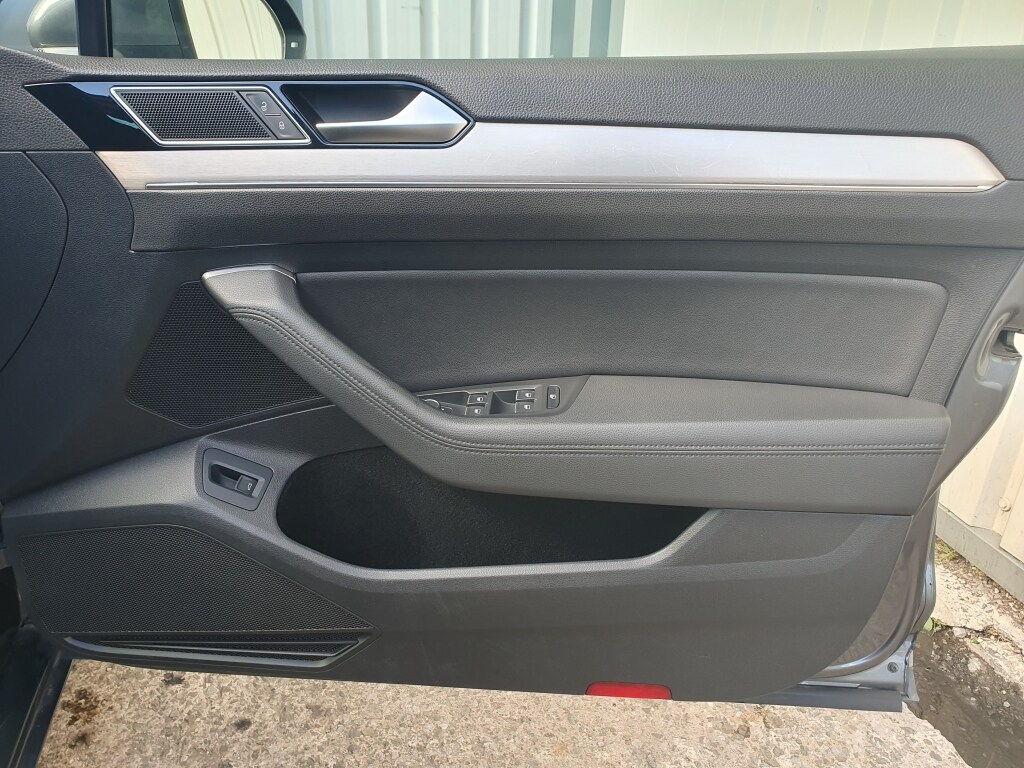 Used Volkswagen Passat 2015 for sale - 76194604: Photo 33