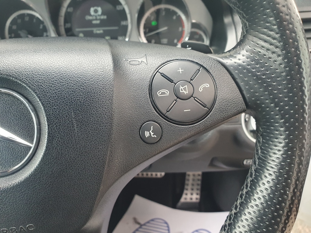 Used Mercedes-Benz E Class 2011 for sale - 76639987: Photo 20