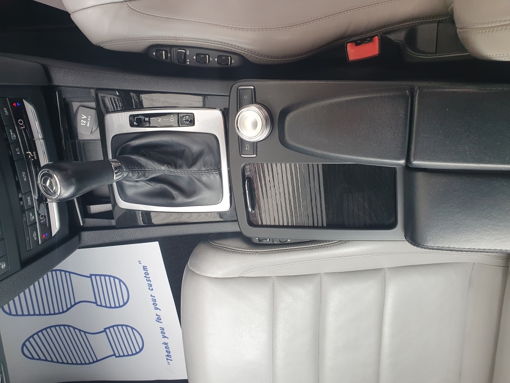 Used Mercedes-Benz E Class 2011 for sale - 76639987: Photo 24