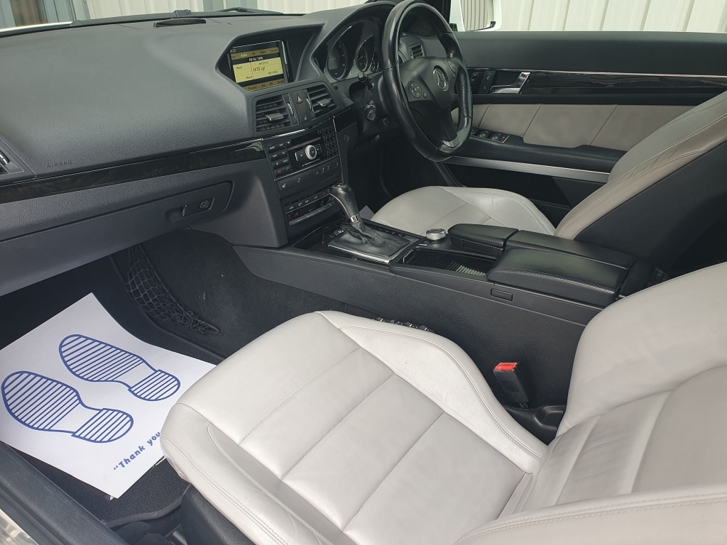 Used Mercedes-Benz E Class 2011 for sale - 76639987: Photo 31