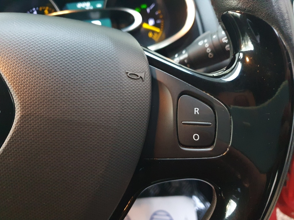 Used Renault Clio 2015 for sale - 77379551: Photo 20