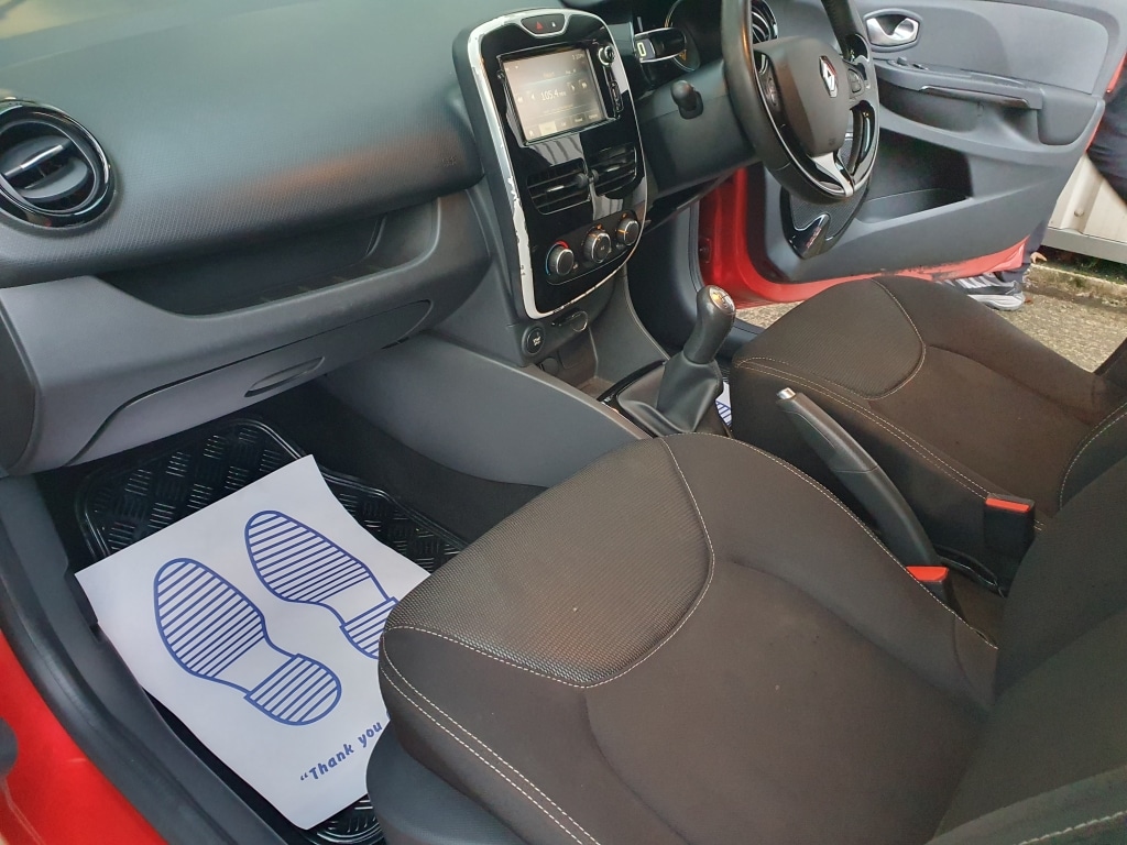 Used Renault Clio 2015 for sale - 77379551: Photo 28