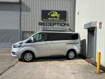 Used Ford Tourneo Custom 2018 for sale - 75938932: Photo
