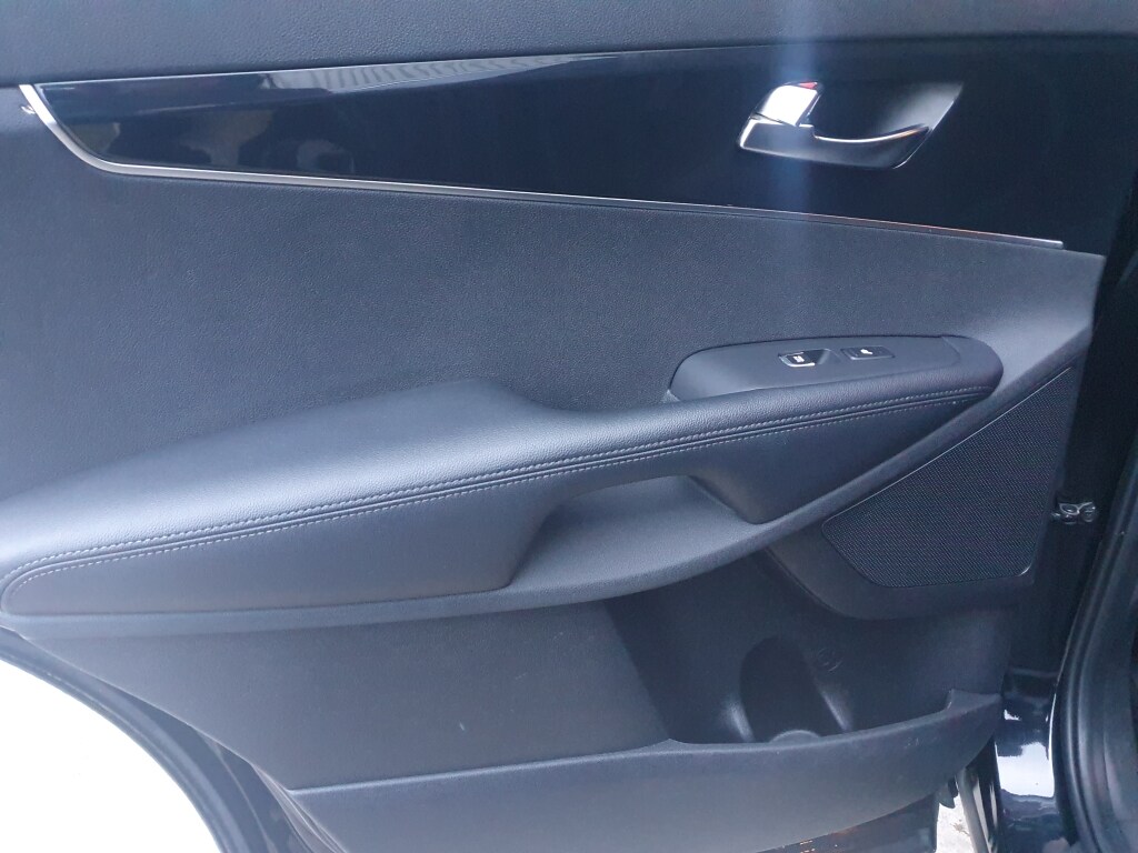 Used Kia Sorento 2016 for sale - 77419450: Photo 30