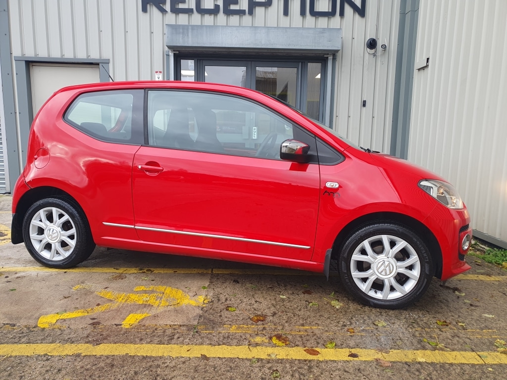 Used Volkswagen up! 2016 for sale - 76589218: Photo 1