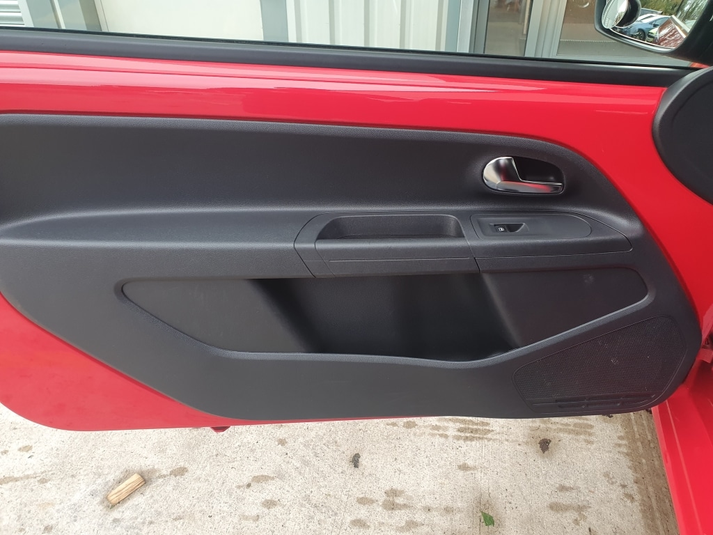 Used Volkswagen up! 2016 for sale - 76589218: Photo 29