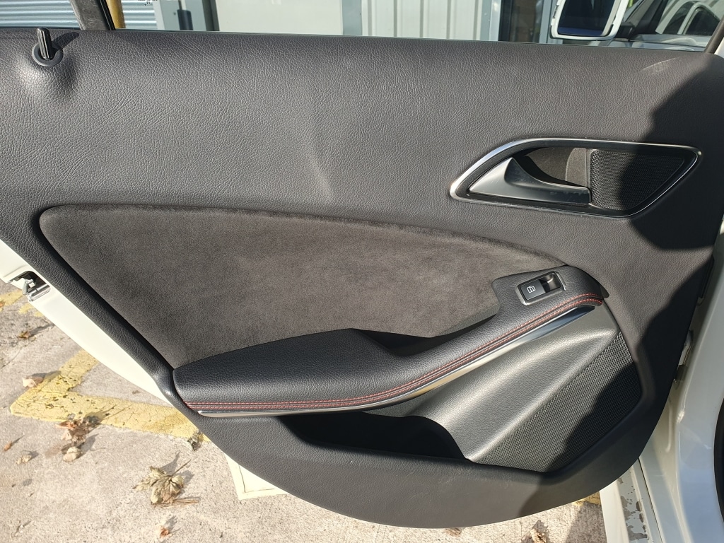 Used Mercedes-Benz A-Class 2014 for sale - 76639990: Photo 32