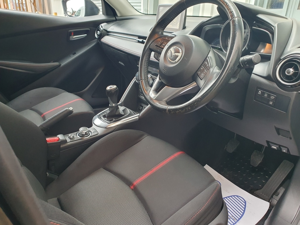 Used Mazda Mazda2 2016 for sale - 77149729: Photo 17