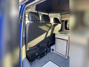 Used Volkswagen Transporter 2020 for sale - 78872121: Photo