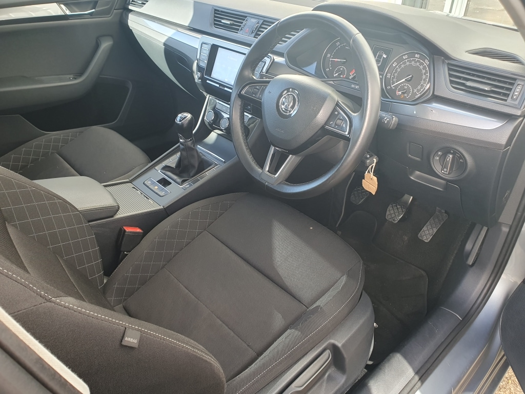 Used Skoda Superb 2018 for sale - 77632625: Photo 17