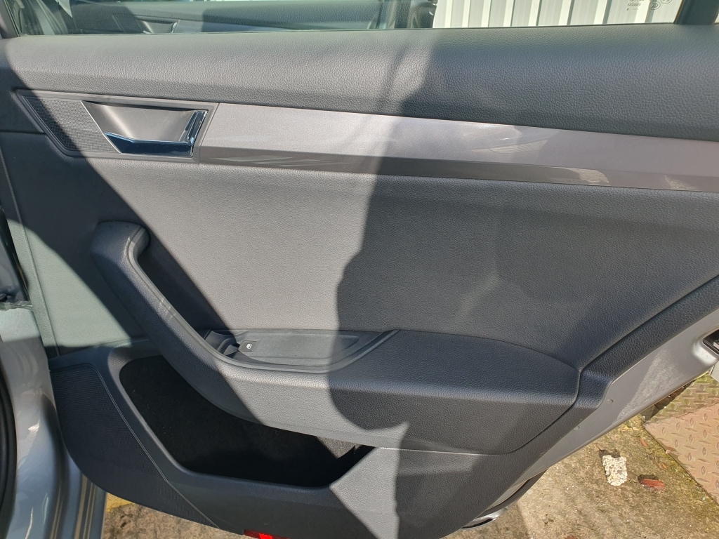 Used Skoda Superb 2018 for sale - 77632625: Photo 31