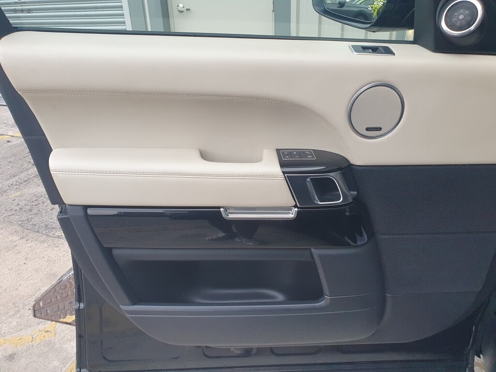 Used Land Rover Range Rover 2015 for sale - 76232920: Photo 35