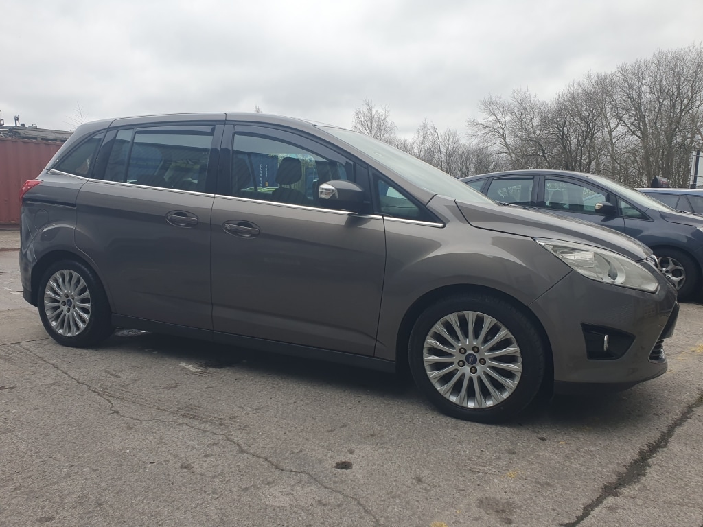 Used Ford Grand C-Max 2013 for sale - 77318843: Photo 2