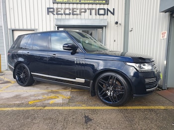 2013 (63) - 3.0 TDV6 Vogue SE 4dr Auto