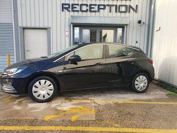 Used Vauxhall Astra 2016 for sale - 76437344: Photo