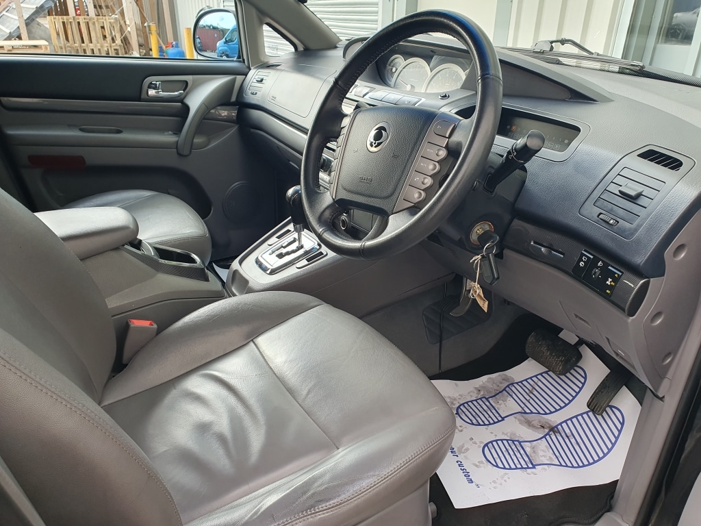 Used Ssangyong Turismo 2013 for sale - 77777432: Photo 17