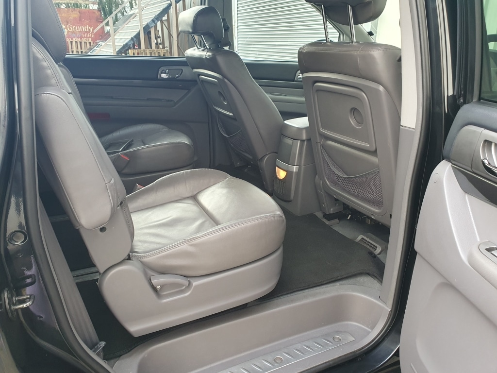 Used Ssangyong Turismo 2013 for sale - 77777432: Photo 27