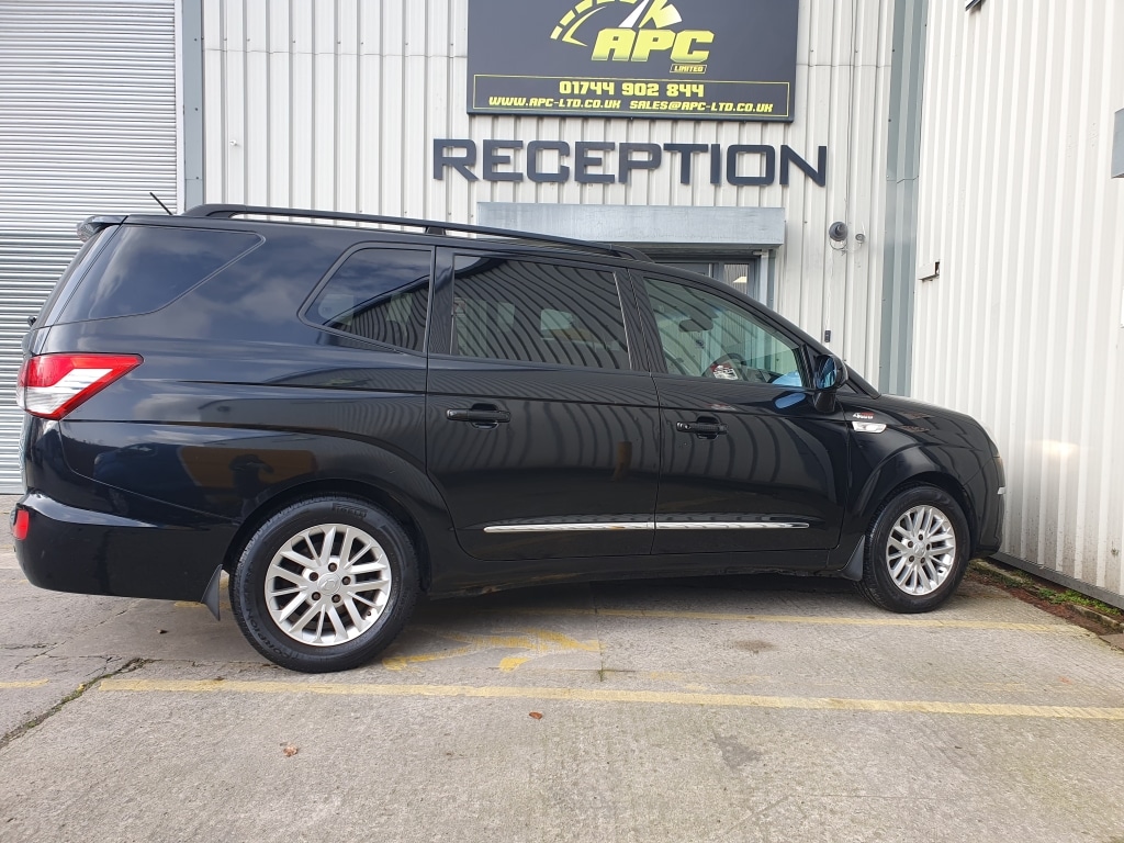 Used Ssangyong Turismo 2013 for sale - 77777432: Photo 7