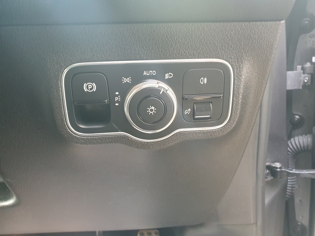 Used Mercedes-Benz GLB 2020 for sale - 76656437: Photo 21