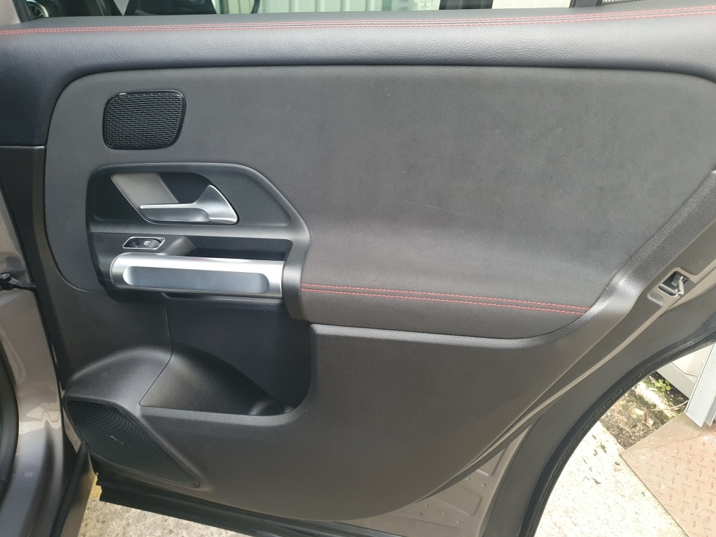 Used Mercedes-Benz GLB 2020 for sale - 76656437: Photo 33